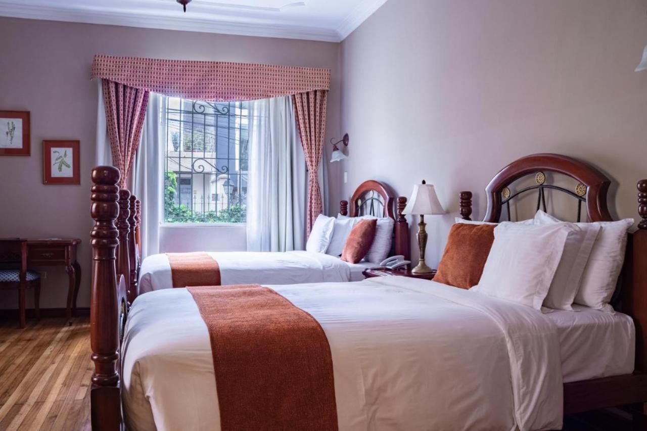 Casa Aliso Hotel Boutique Quito Esterno foto